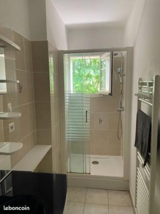 Apartamento Le Provence Avec Piscine, Climatisation Et Parking Uzès Exterior foto