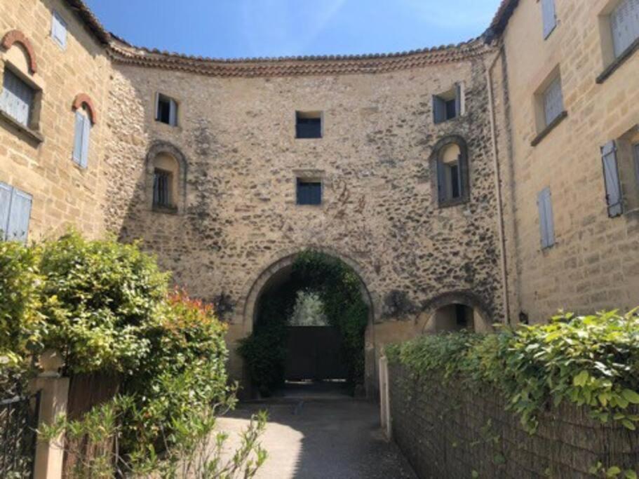 Apartamento Le Provence Avec Piscine, Climatisation Et Parking Uzès Exterior foto